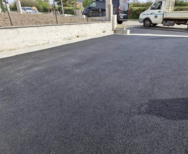 Création et réfection de chemins d'accès fonctionnels et esthétiques.